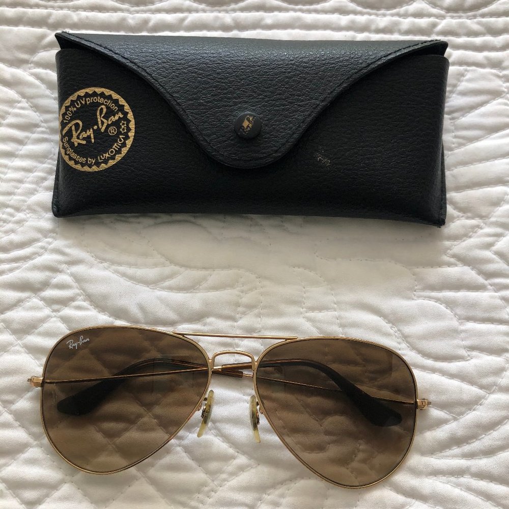 Ray-Ban Gold Gradient Aviator Sunglasses